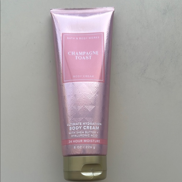 Bath & Body Works Other - NWT Bath & Body Works Champagne Toast Body Cream (8 oz)